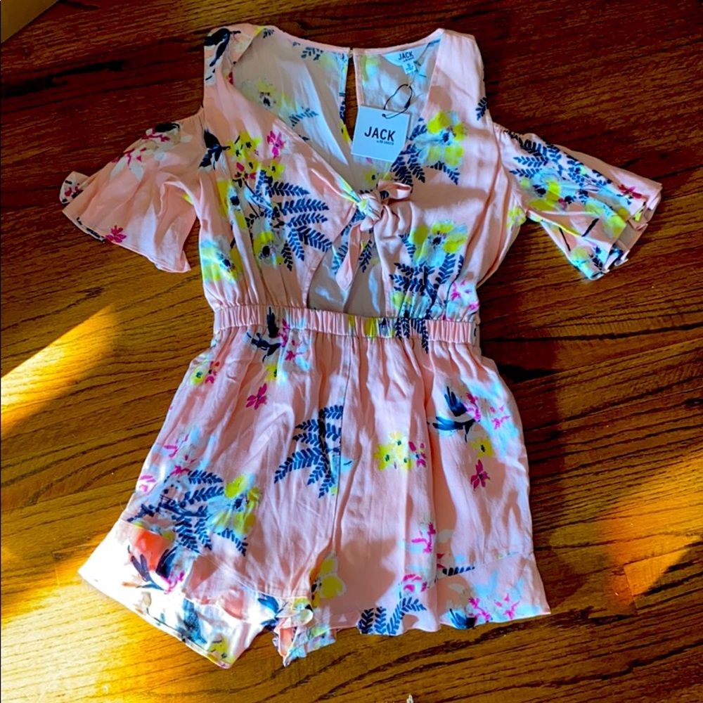 Jack By bb Dakota cold shoulder romper
